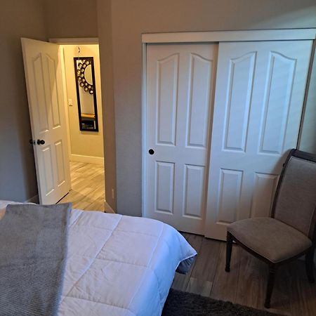 In Law Unit, 2 Bedroom Suite Roseville Bagian luar foto
