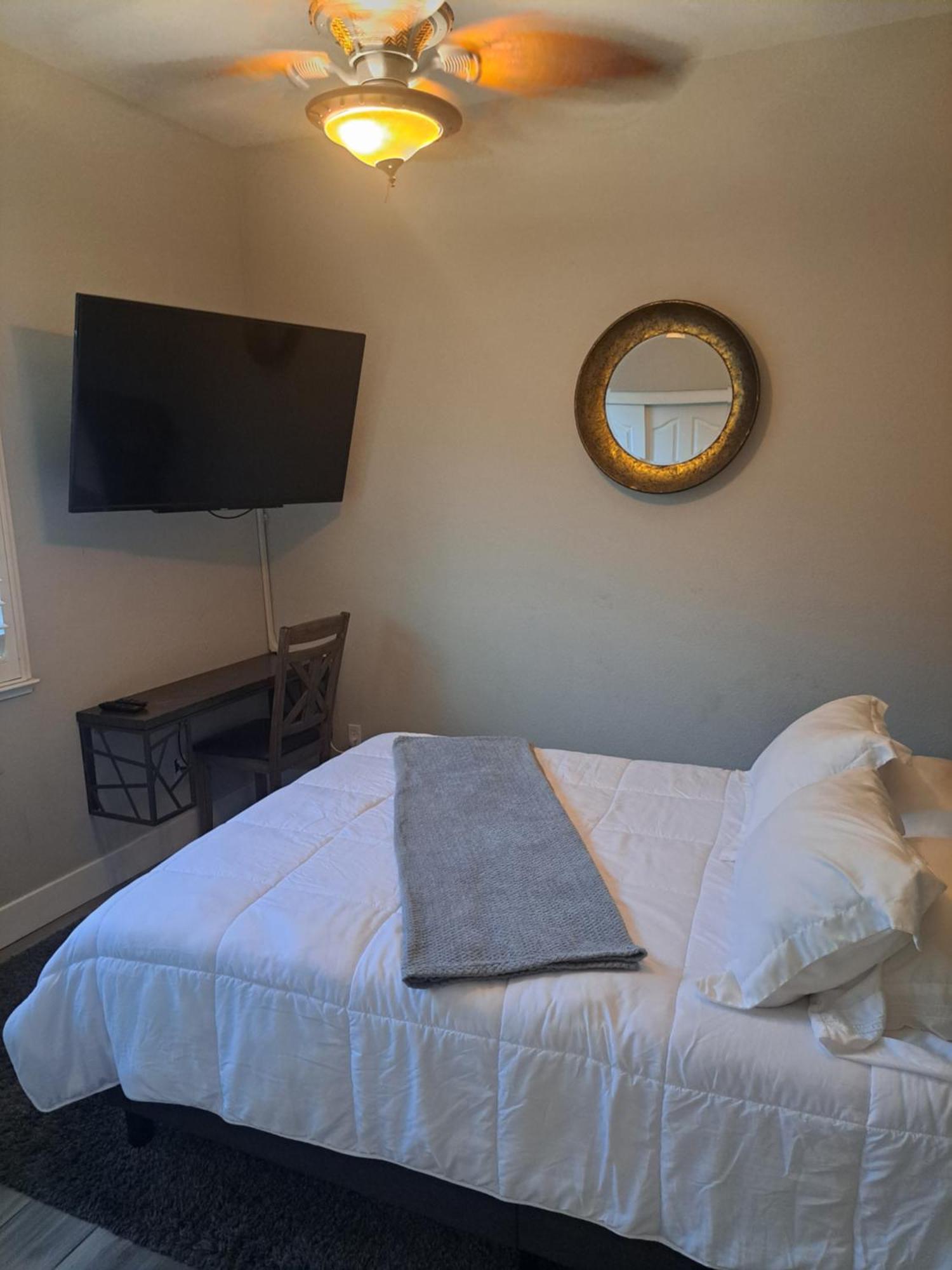 In Law Unit, 2 Bedroom Suite Roseville Bagian luar foto